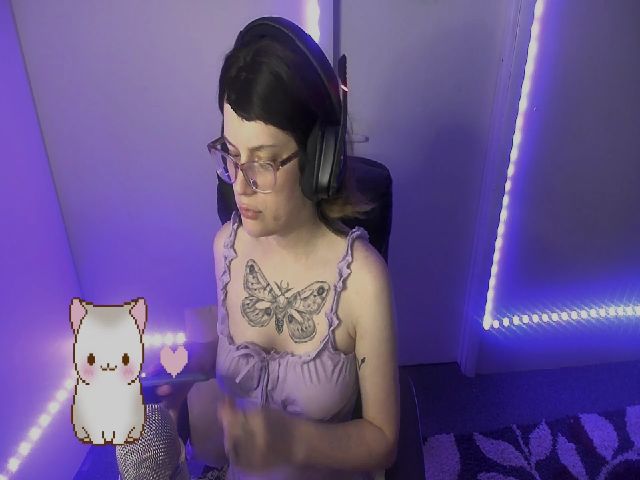 Live sex webcam photo for MisstressOana #270883744