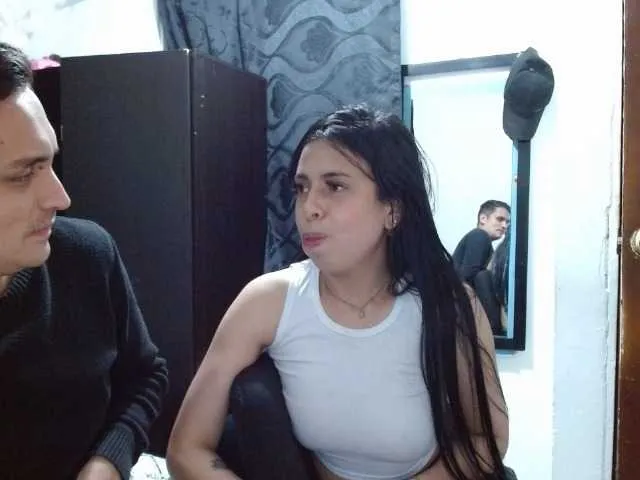 Live sex webcam photo for MarceloyMeli #270883234