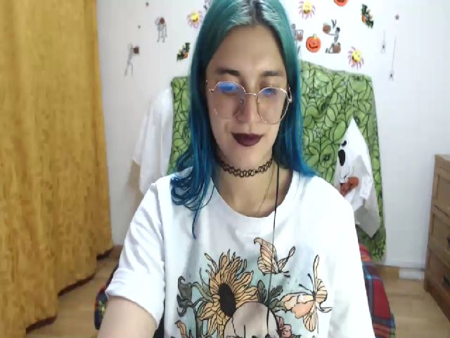 Live sex webcam photo for Carolinforbes #270884633