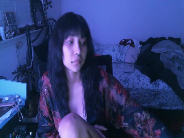 Live sex webcam photo for hazy666 #270885360