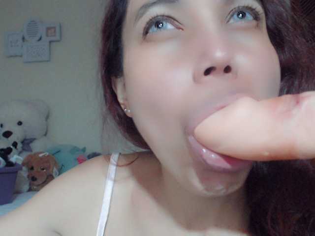 Live sex webcam photo for abby-camstar #270890297