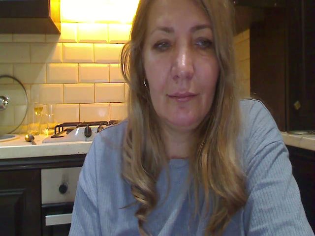 Live sex webcam photo for HeyHeyGrey #270885231