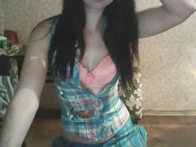 Live sex webcam photo for LeonaMagic #270893900