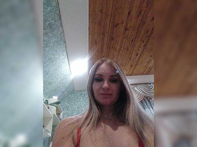 Live sex webcam photo for Papalook #270882973