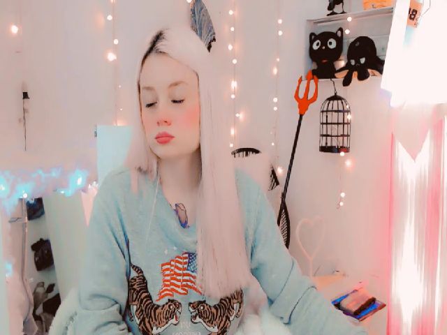 Live sex webcam photo for Ninavolkov #270885505