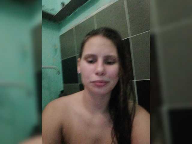 Live sex webcam photo for Karmen91 #270889818