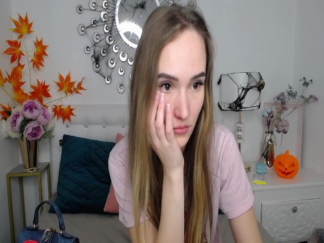 Live sex webcam photo for Your_Mystery_ #270895823