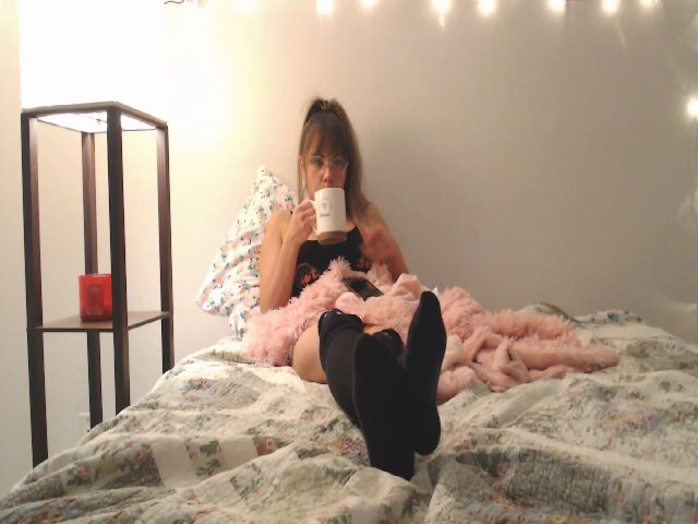 Live sex webcam photo for ViVaVanessa #270884731