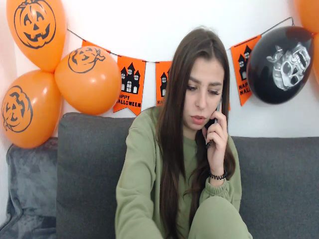 Live sex webcam photo for Love_me__ #270890309