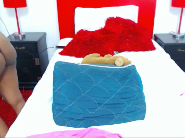 Live sex webcam photo for Barbiee_Sexy #270896177