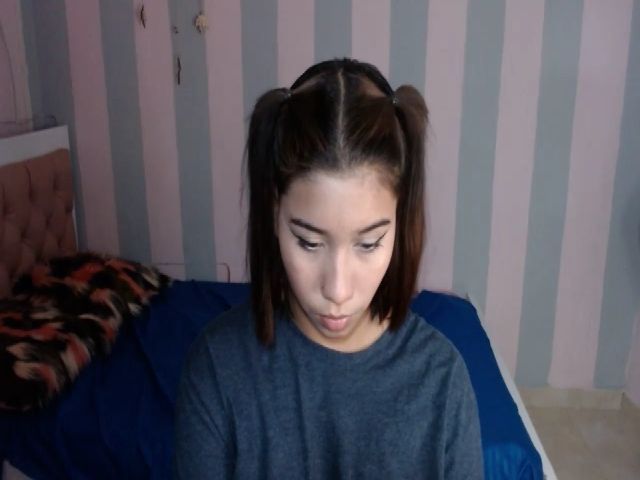 Live sex webcam photo for Leyla_20_ #270896225