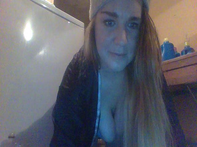 Live sex webcam photo for Brittbombs #270896271