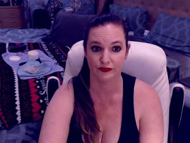 Live sex webcam photo for NinaJaymes #287908508
