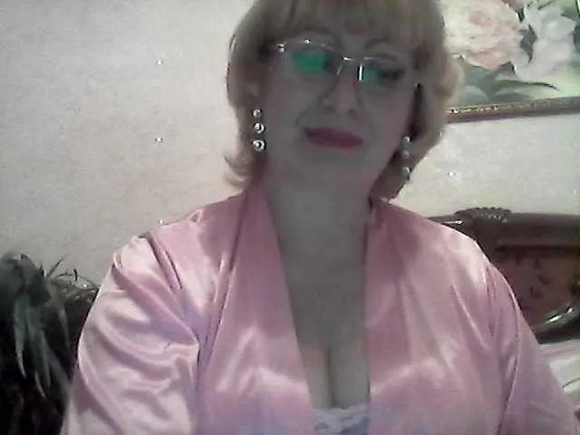 Live sex webcam photo for Ur-Mami #270907478