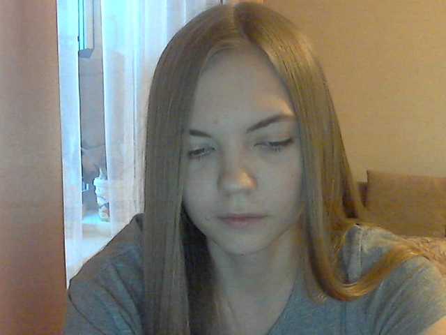 Live sex webcam photo for alisekss8 #270903704