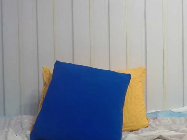 Live sex webcam photo for Alida-2 #270904059