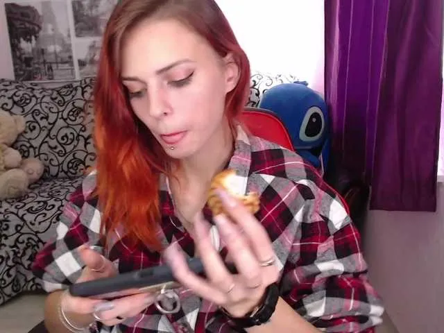 Live sex webcam photo for Ereskigal333 #270903612