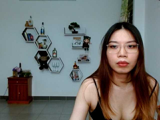 Live sex webcam photo for Lalaluna #270903795