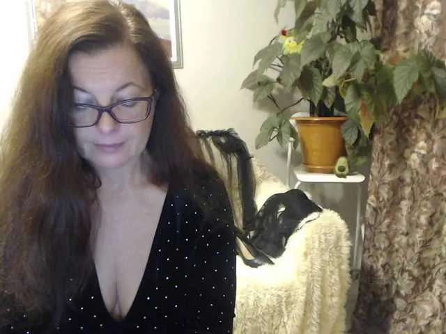 Live sex webcam photo for HelenBerg #270897147