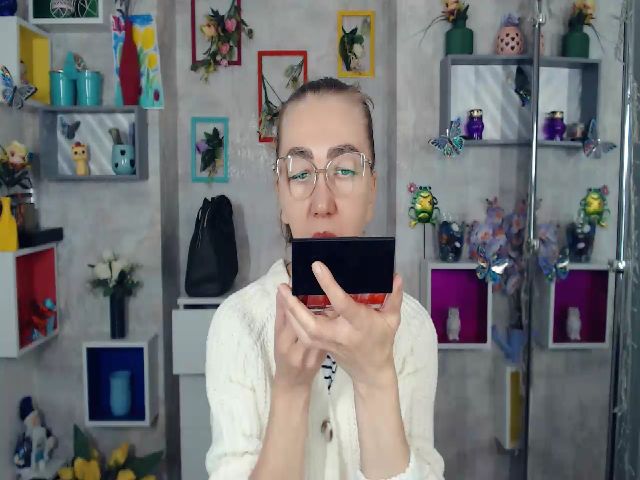 Live sex webcam photo for Greybunny #270902575