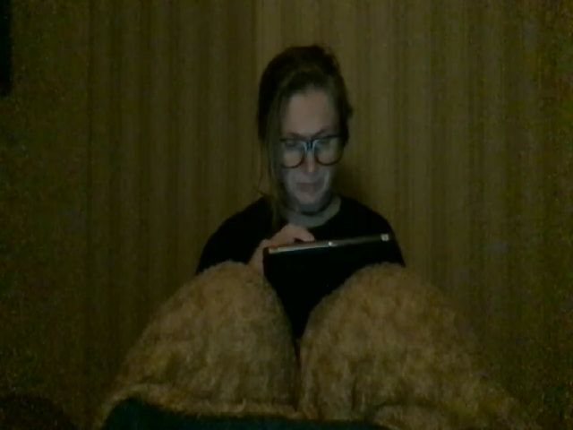 Live sex webcam photo for A_Girlie #270906925