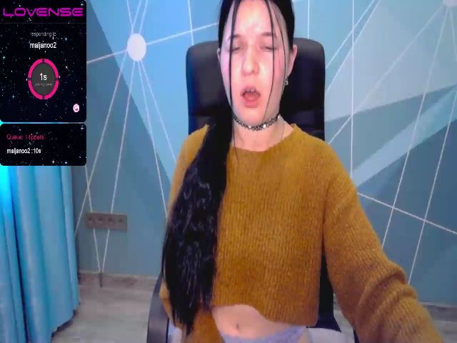 Live sex webcam photo for AnnaFols #270901796