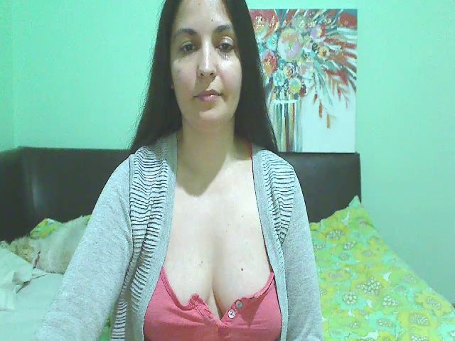 Live sex webcam photo for OneHotty #270910651