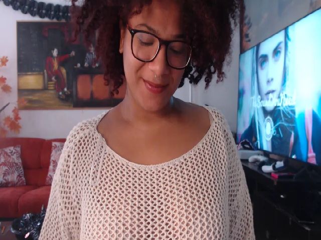 Live sex webcam photo for Mysticbae #270906696