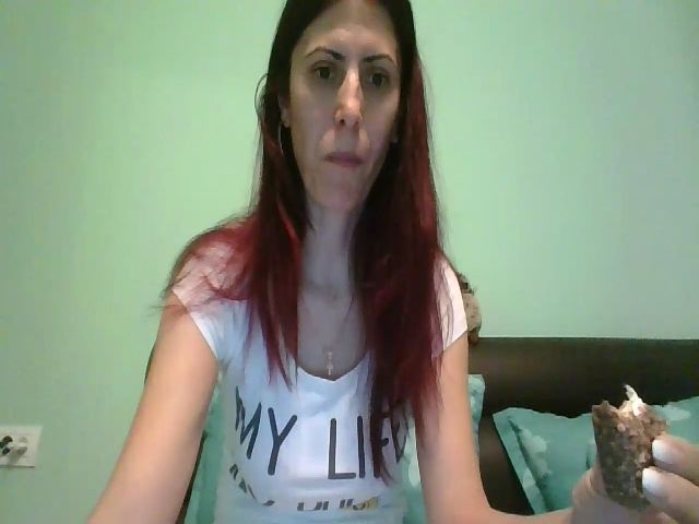 Live sex webcam photo for AliceHotty #270909352