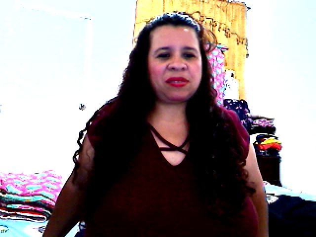 Live sex webcam photo for LatinaBigAss4 #270897755