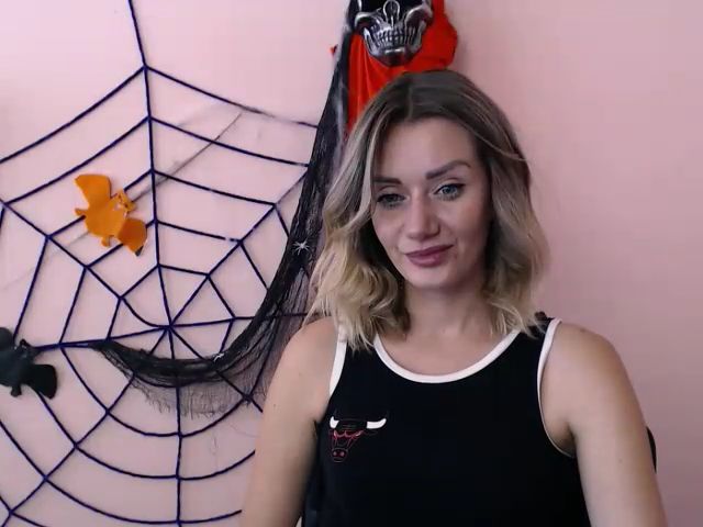 Live sex webcam photo for AlexaSweett_ #270902295