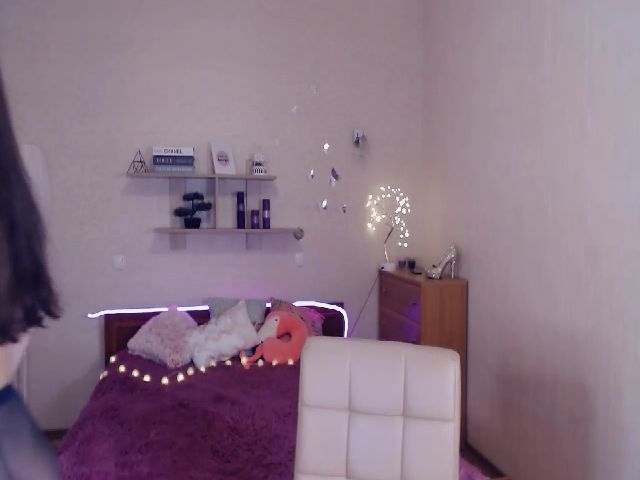 Live sex webcam photo for JessieBree #270902614
