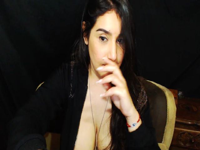 Live sex webcam photo for AriannaRomety #270905899
