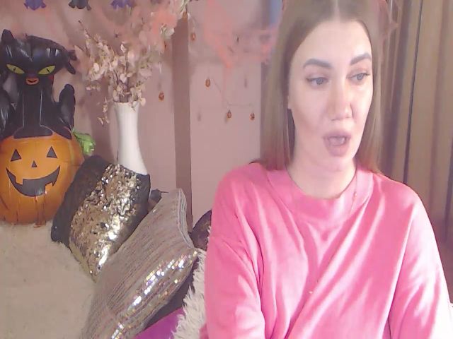 Live sex webcam photo for Kelly7B #270902389