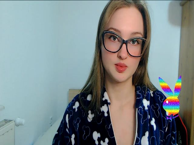 Live sex webcam photo for Irisachka #270897860