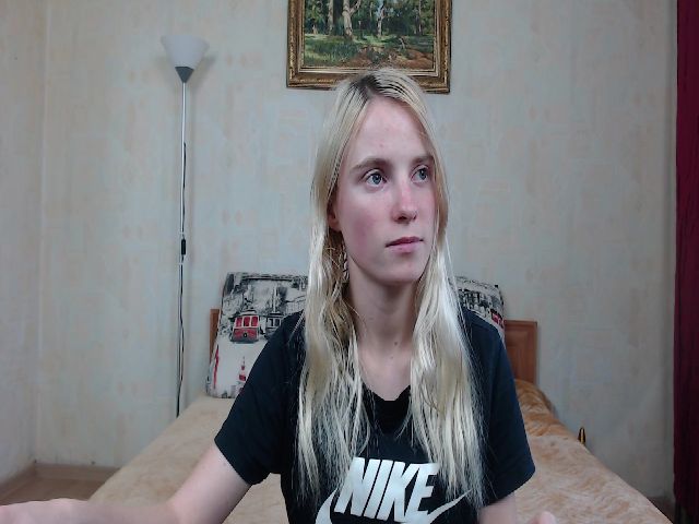 Live sex webcam photo for Girl_Summer1 #270903013