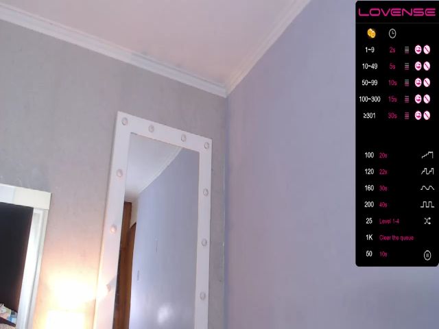 Live sex webcam photo for Pythonissa97 #270905369