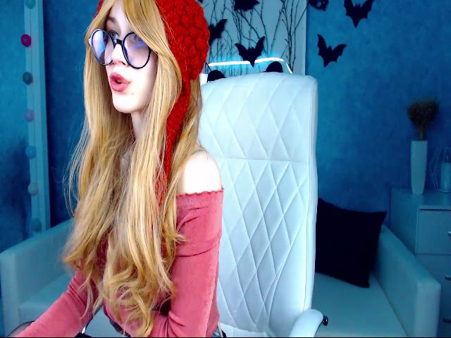 Live sex webcam photo for Shine_Eva #270899837