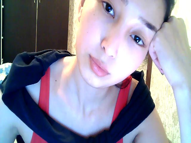 Live sex webcam photo for MissMolly____ #270897884