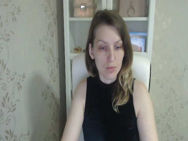 Live sex webcam photo for GlamyWife #270909750