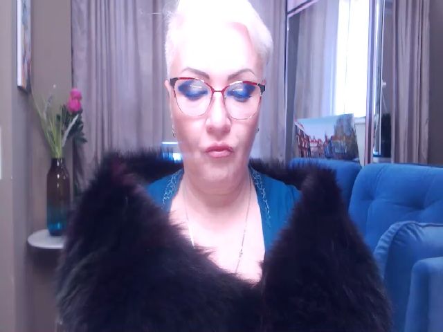 Live sex webcam photo for LadyXAnna #270902813