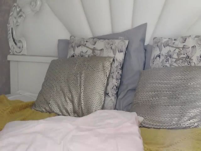 Live sex webcam photo for SoffyyHot #270909183