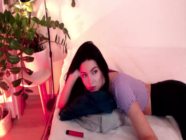 Live sex webcam photo for HarleyQX #270910993