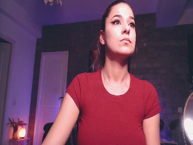 Live sex webcam photo for CurlyAmeli #270906706