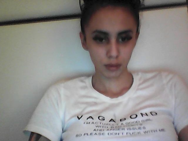 Live sex webcam photo for TiaraBrown #270910162