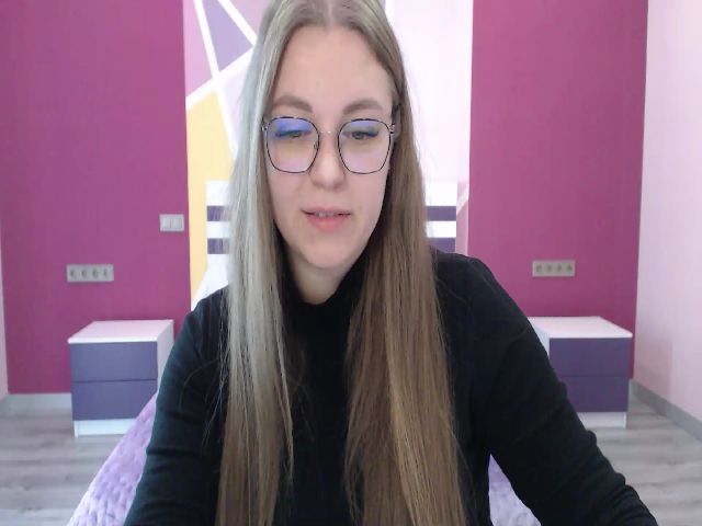 Live sex webcam photo for Your_Diana1 #270901249