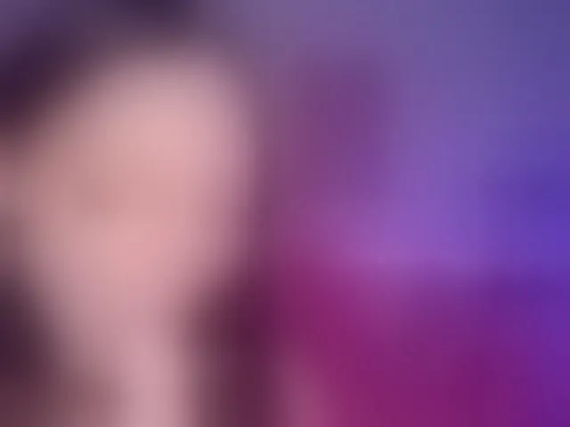Live sex webcam photo for JoaneMoris #270897080