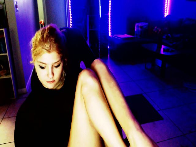 Live sex webcam photo for Whorde #270906301