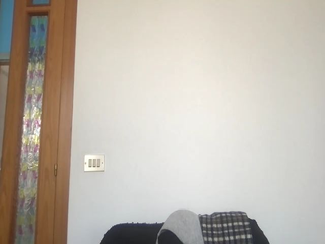 Live sex webcam photo for Cami_coquine #270904300