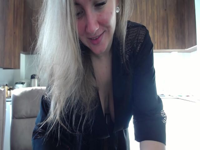 Live sex webcam photo for VickyBaezz #270904262